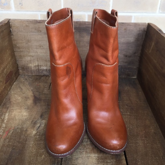 Cole Haan Women's Ankle Boots Brown booties - Picture 2 of 8